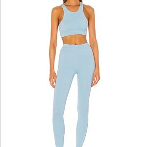 LOVEWAVE WORKOUT SET